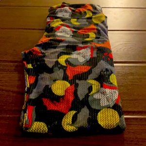 LuLaRoe Leggings OS 🌙 🦇🖤